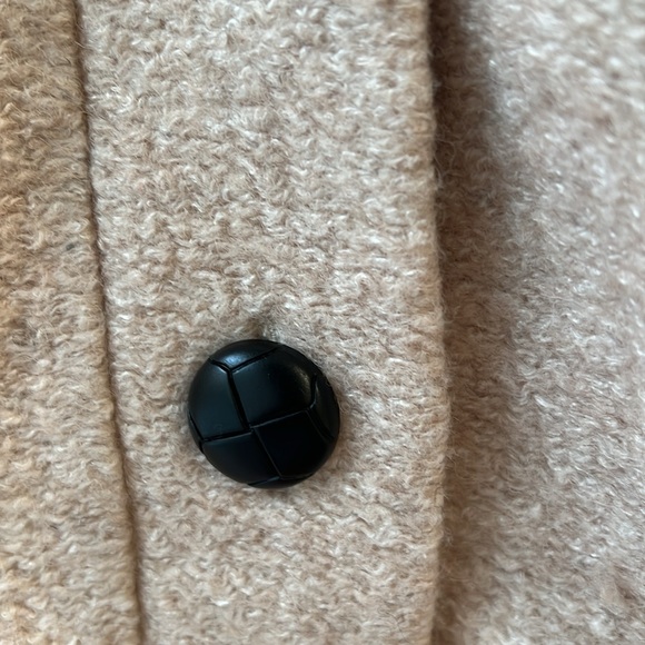 SoldOut.nyc The Yay to Boucle Jacket in Almond - Size Extra Small - Picture 5 of 6